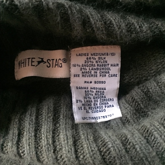 Green Quarter-Sleeve Turtleneck - Picture 4 of 4